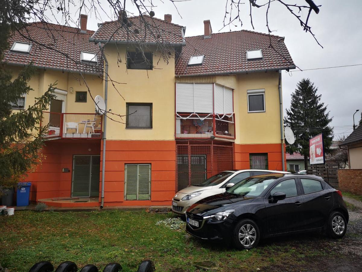 Berik Apartman Pécs Eksteriør billede